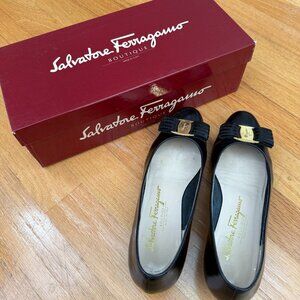 Salvatore Ferragamo Niccola Flats - Size 6.5